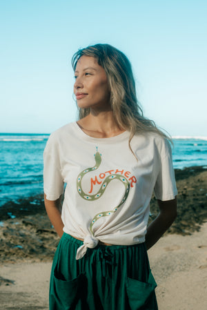 TEE MOTHER SNAKE - OVERSIZED FIT - MOONSTRUCK