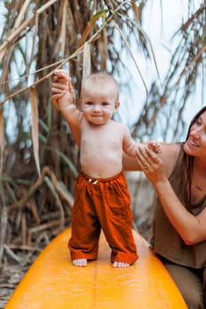 KIIKII PANT LUCA - LEHUA RED