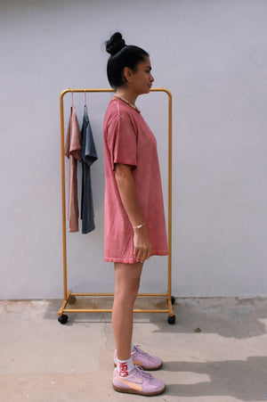 TEE SHIRT DRESS (PERFECTLY IMPERFECT) - MISTY PITAYA