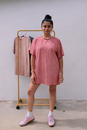 TEE SHIRT DRESS (PERFECTLY IMPERFECT) - MISTY PITAYA