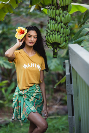TEE WAHINE - PINEAPPLE