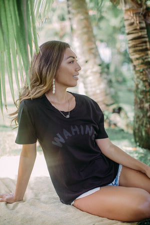 TEE WAHINE - LAVA BLACK