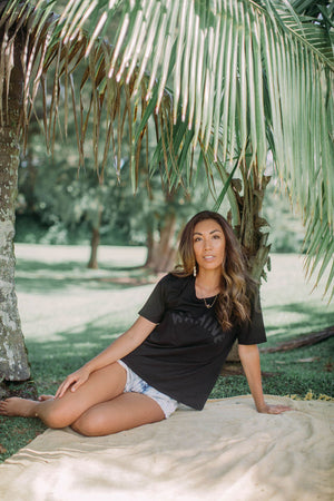 TEE WAHINE - LAVA BLACK