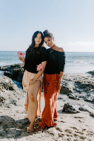 TEE WAHINE - OVERSIZED FIT - LAVA BLACK