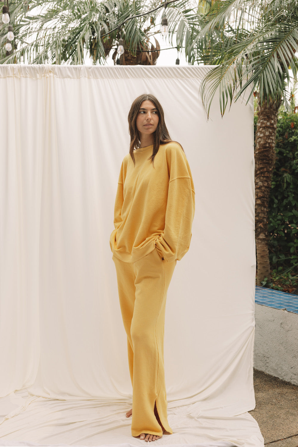 EVERYDAY OVERSIZED SWEATER - LEMON