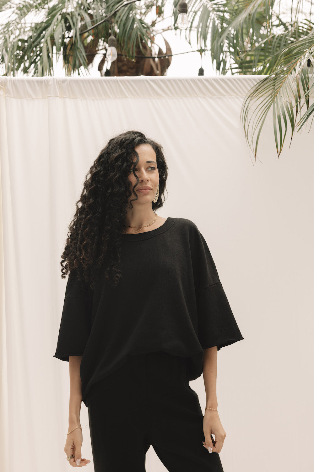 EVERYDAY OVERSIZED SHORT SLEEVE SWEATSHIRT - LAVA BLACK