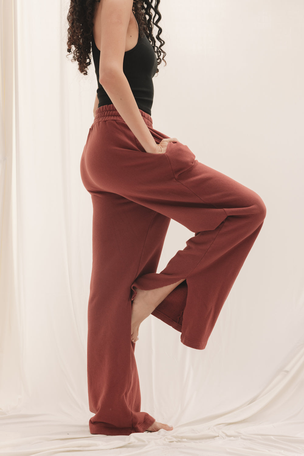 EVERYDAY WIDELEG SWEATPANT - CRIMSON RED