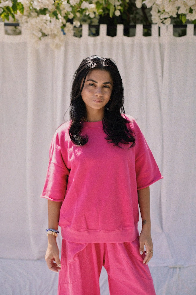 EVERYDAY OVERSIZED SHORT SLEEVE SWEATSHIRT - GUAVA