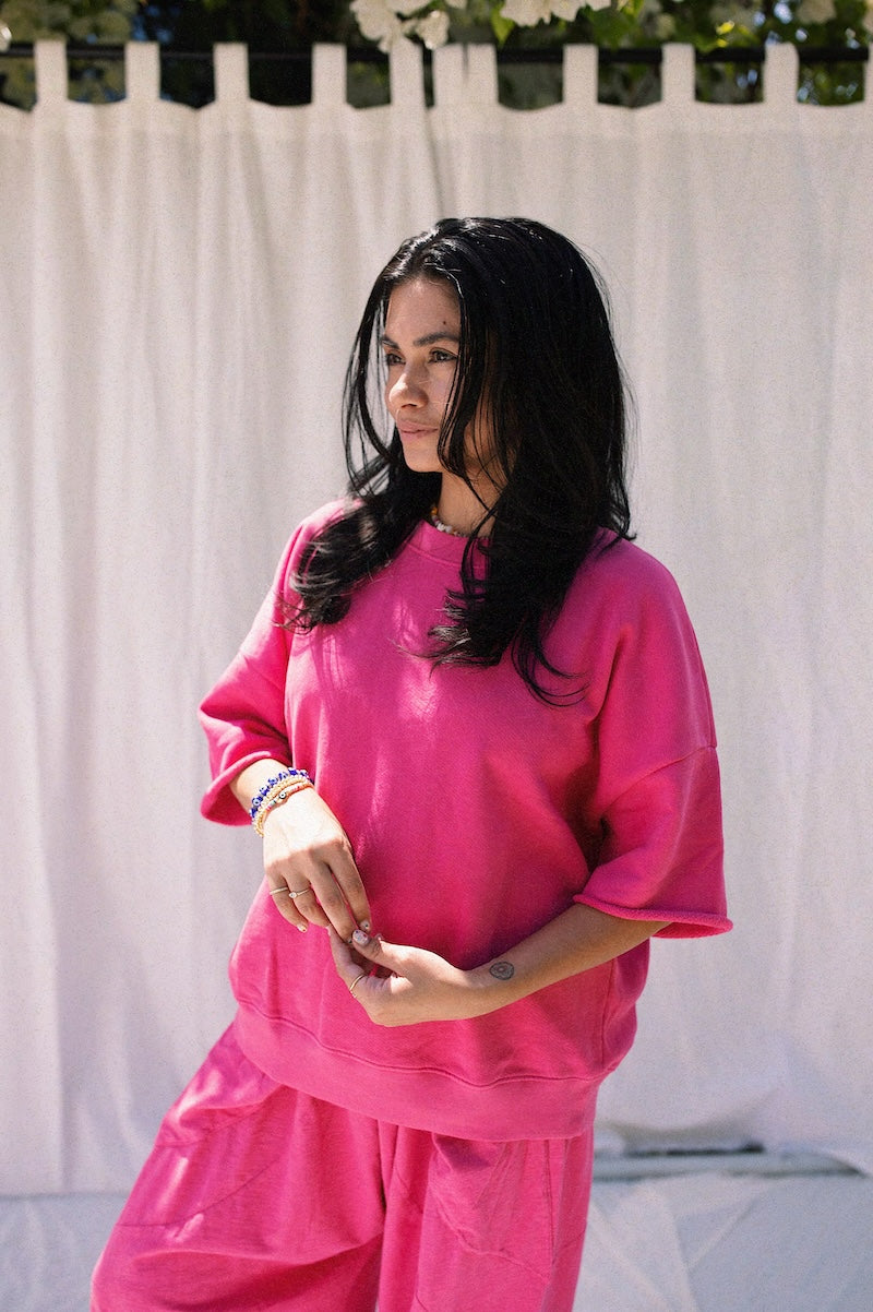 EVERYDAY OVERSIZED SHORT SLEEVE SWEATSHIRT - GUAVA