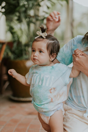 TEE MINI - DOLKII X CAMP TIE DYE TEE