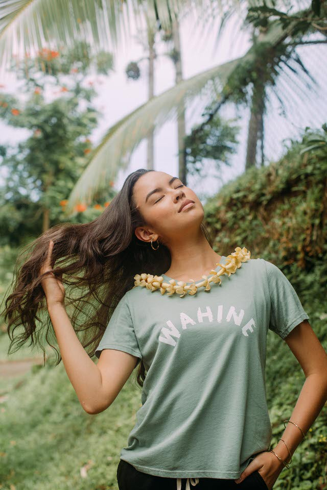 TEE WAHINE - ALOE