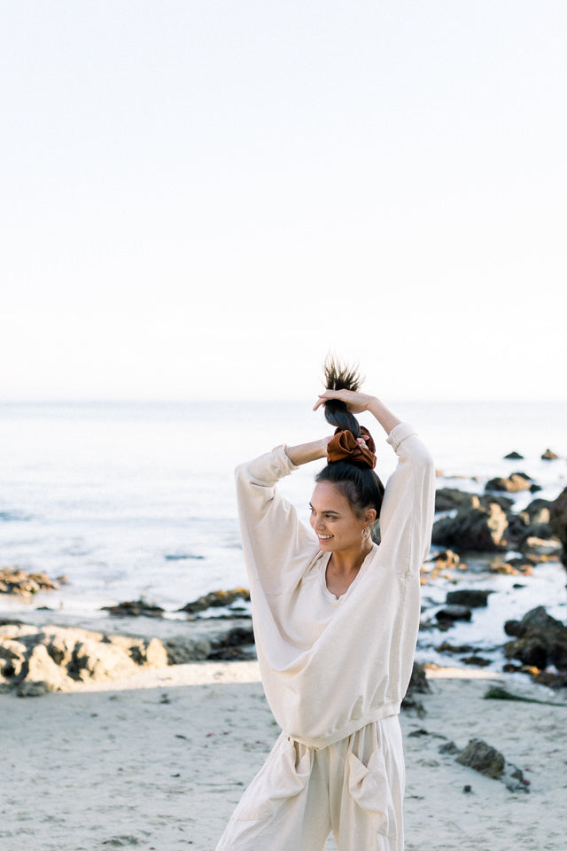 OVERSIZED BASIC SWEATER - COCONUT