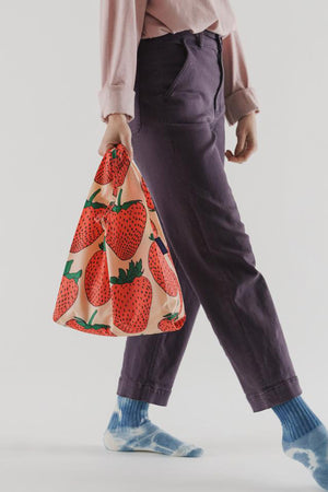 STRAWBERRY BAGGU