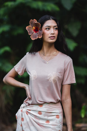 TEE SEAFLOWER LOVE YOUR WAHINES - JANA LAM - ROSE CLOUD