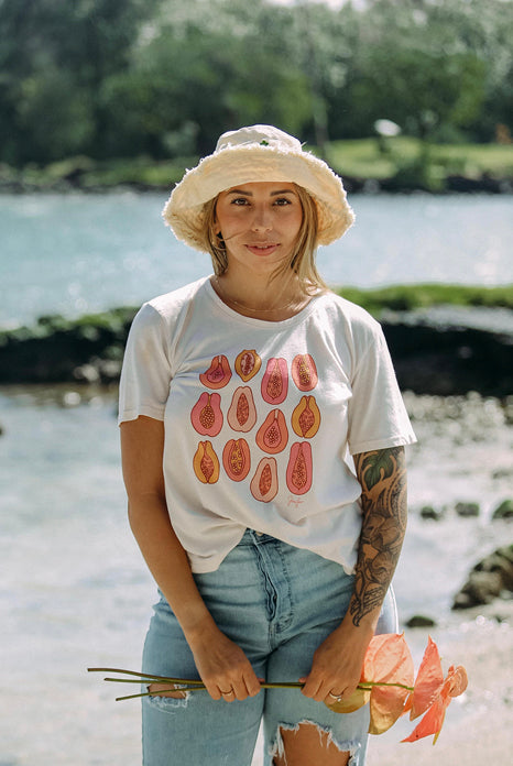 TEE YOUR PAPAYA, YOUR CHOICE - JANA LAM - MOONSTRUCK