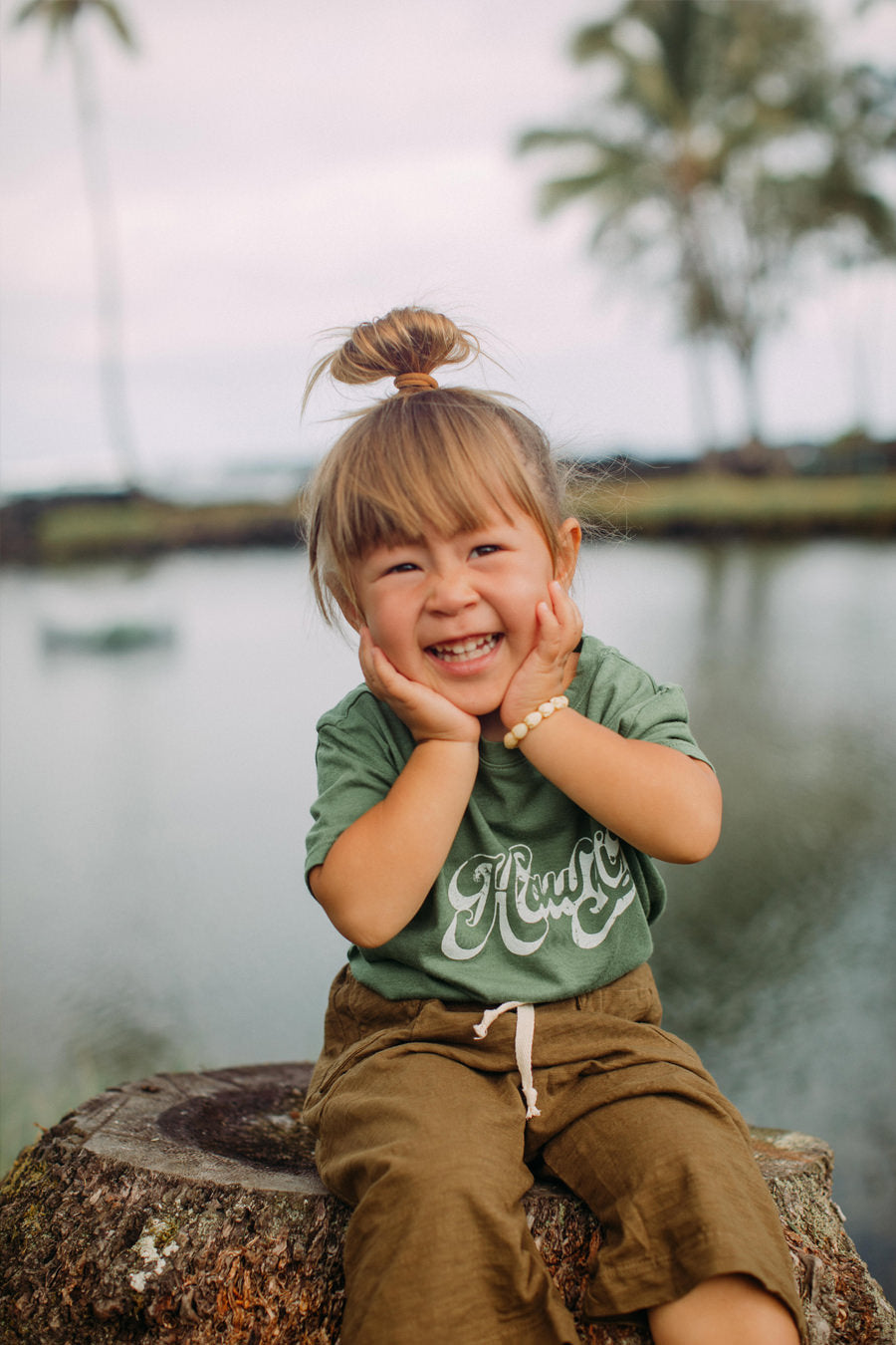 KIIKII TEE HAWAI&#39;I - MĀNOA GREEN