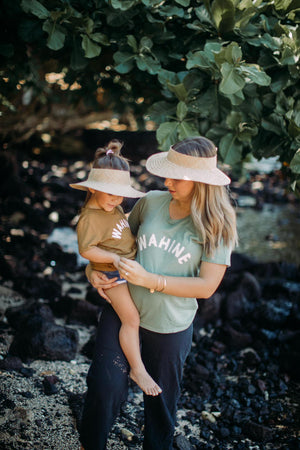 KIIKII TEE WAHINE - GOLDEN OLIVE