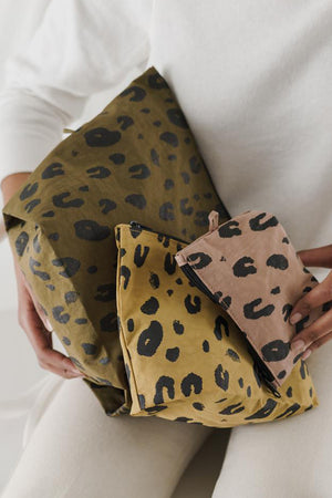 GO POUCH SET LEOPARD BAGGU